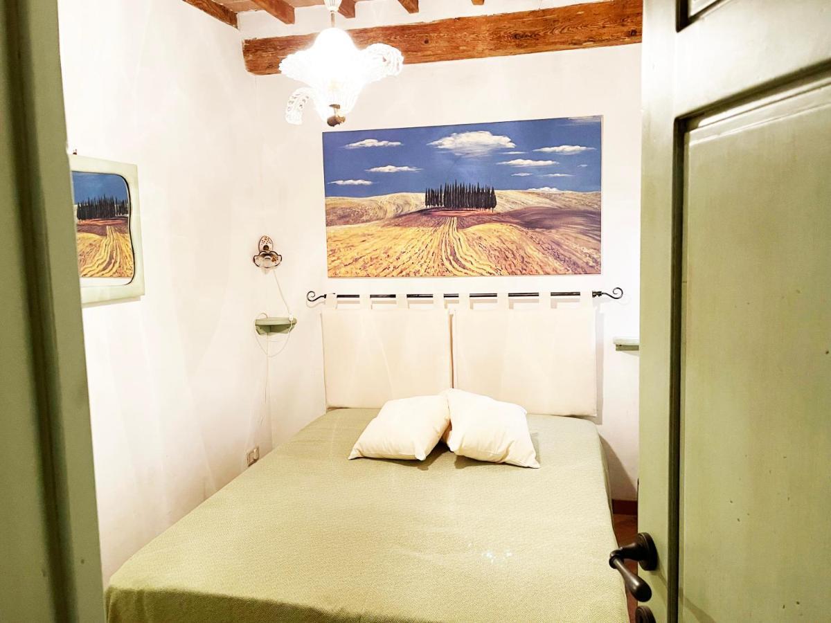 Angolino Appartamento In Centro E Terme A 10 Min San Quirico dʼOrcia Exterior foto