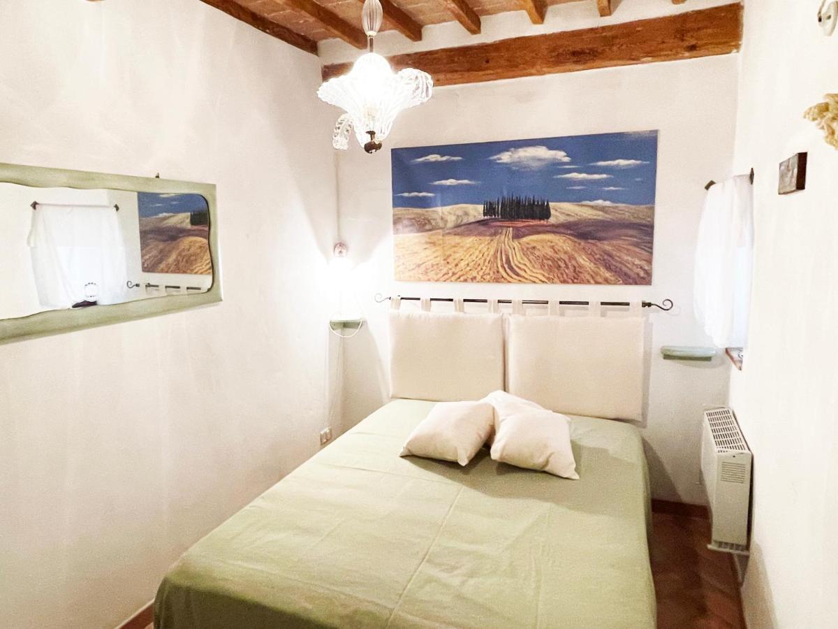 Angolino Appartamento In Centro E Terme A 10 Min San Quirico dʼOrcia Exterior foto